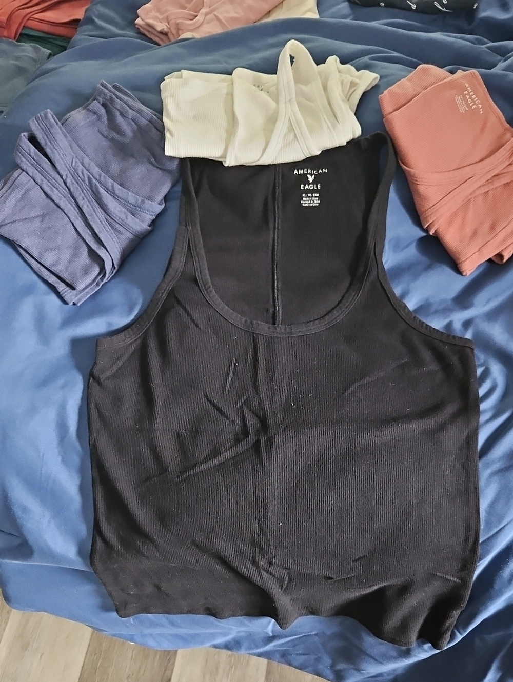 American Eagle Outfitters Ribbed Scoop Tanks